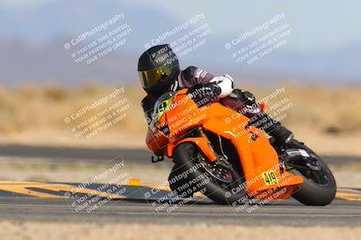 media/Mar-22-2025-CVMA (Sat) [[462c0ffedb]]/Race 13-Amateur Supersport Middleweight/